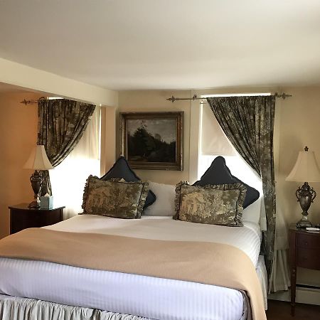 Admiral Farragut Inn Newport Bagian luar foto