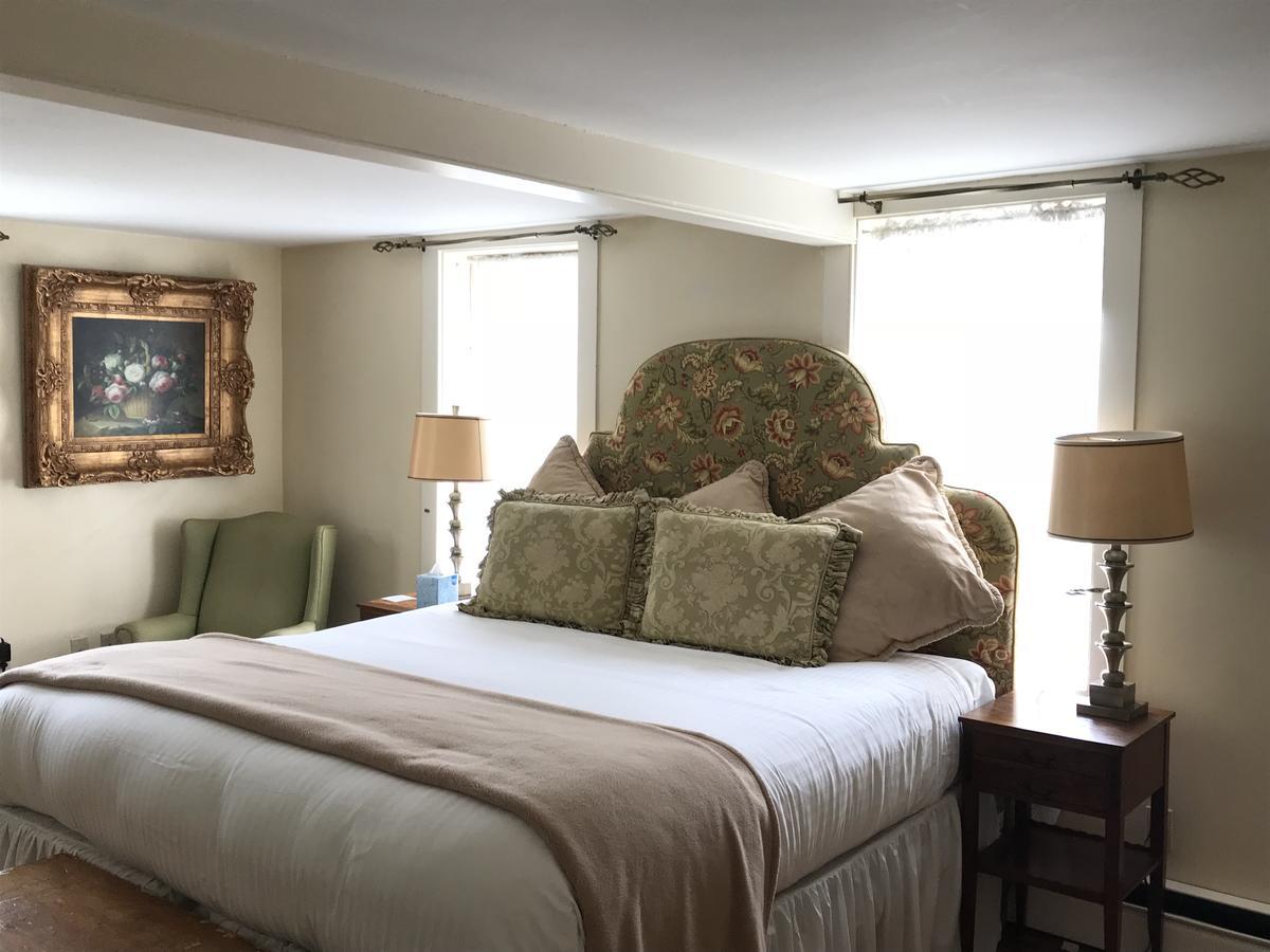 Admiral Farragut Inn Newport Bagian luar foto